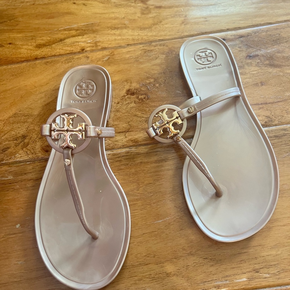 Tory Burch Jelly Thong Sandals in Blush Pink with Gold Logo